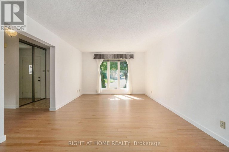 28879318/82-nestow-drive/tanglewood/ottawa/ontario/K2G4L8_5