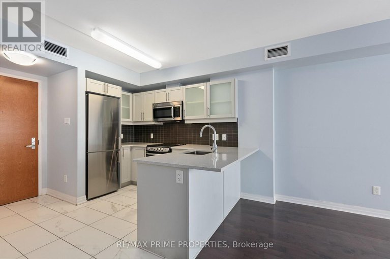 28873792/1306-195-besserer-street/sandy-hill/ottawa/ontario/K1N0B6_7