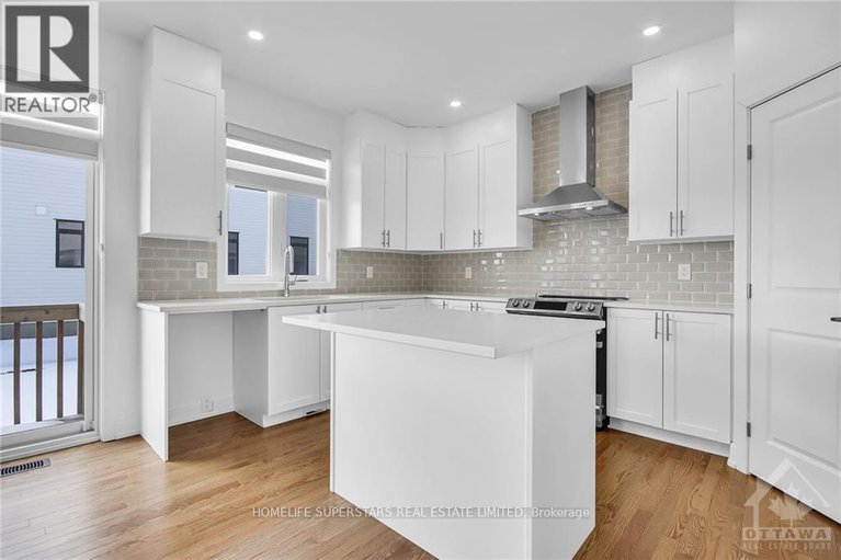 28281443/55-big-dipper-street/riverside-southgloucester-glen/ottawa/ontario/K4M0M3_12
