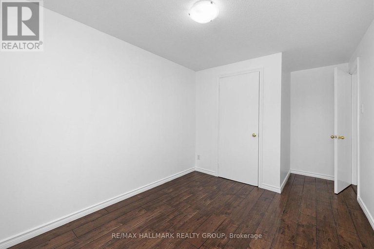 29173642/c-1458-heatherington-road/heron-gateindustrial-park/ottawa/ontario/K1V6S1_26