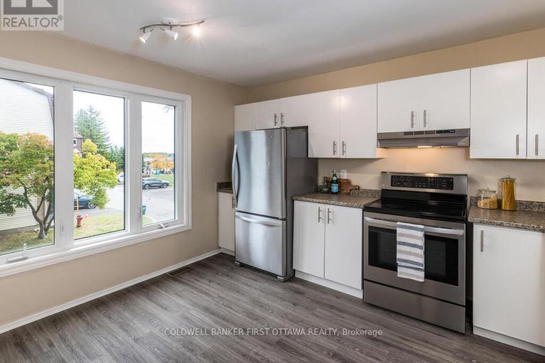 28970116/86-lightfoot-place/katimavik/ottawa/ontario/K2L3L9_15