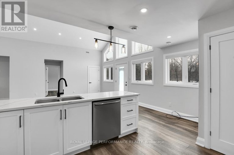 29186796/1797-march-road/carp/ottawa/ontario/K0A1L0_27