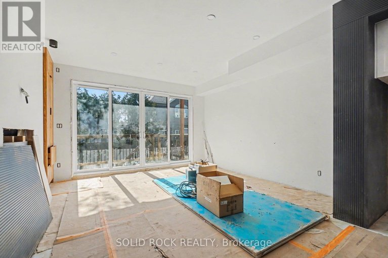 29669970/840-alpine-avenue/queensway-terrace-north/ottawa/ontario/K2B5R6_7