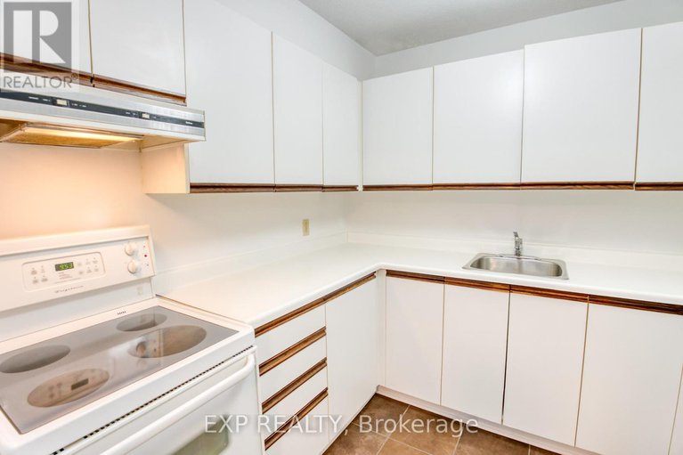 28470066/204-475-laurier-avenue-w/ottawa-centre/ottawa/ontario/K1R7X1_13