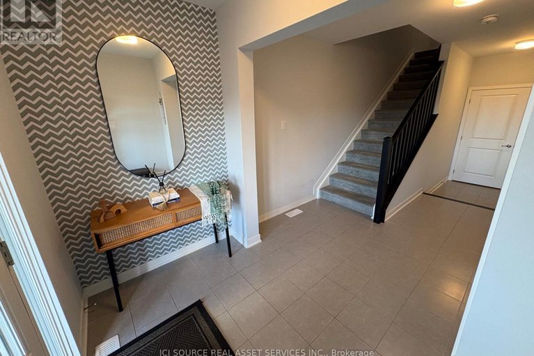 29263044/617-quilter-row/goulbourn-twp-from-franktown-rdsouth-to-rideau/ottawa/ontario/K0A2Z0_19