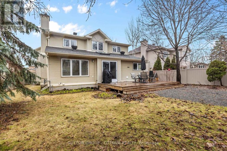 29615591/540-des-conifers-crescent/fallingbrookgardenway-south/ottawa/ontario/K4A3E2_42