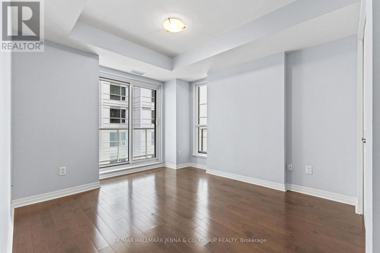 28292069/1306-195-besserer-street/sandy-hill/ottawa/ontario/K1N0B6_21