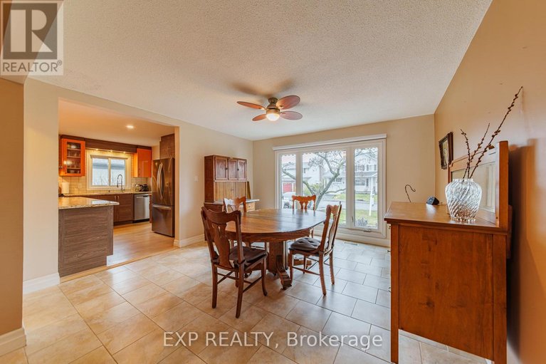 29624892/1592-apeldoorn-avenue/carleton-heights/ottawa/ontario/K2C1V5_7