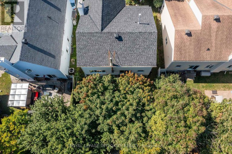 29381594/1456-michaelsem-street/chateauneuf/ottawa/ontario/K1C7C3_48