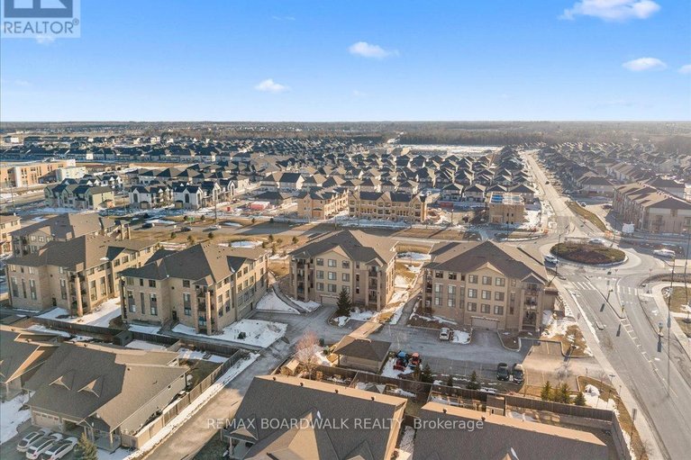 29538012/b102-210-janka-private/emerald-meadowstrailwest/ottawa/ontario/K2V0E6_28