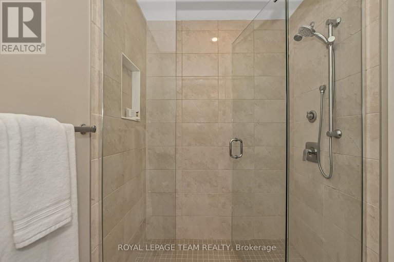 28319557/206-jeremiah-kealey-street/ottawa-east/ottawa/ontario/K1S5H3_36