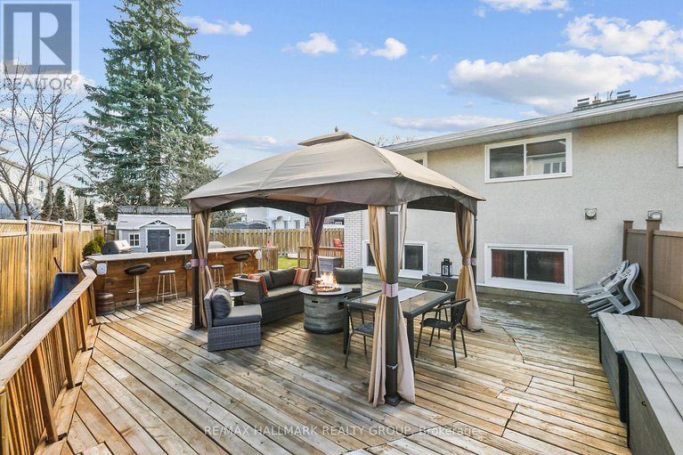28228944/1811-applegrove-court/beacon-hill-south/ottawa/ontario/K1J6S4_25