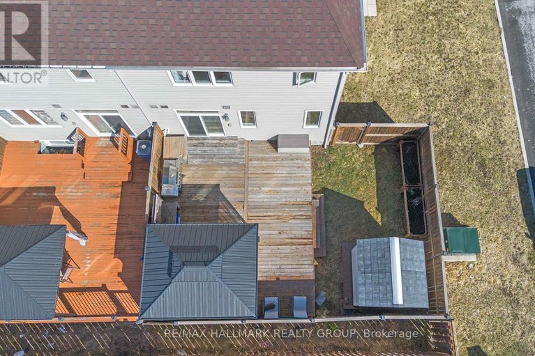 29627869/534-hyssop-street/avalon-west/ottawa/ontario/K4A1B9_35