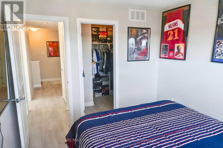 28933930/348-raheen-court-ottawa-circuit/half-moon-bay/ottawa/ontario/K2C3H2_20