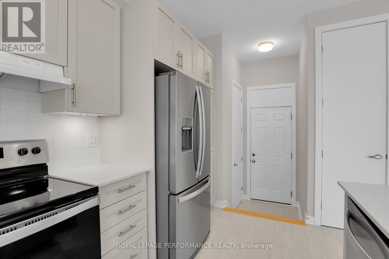 28900930/94-pizzicato-street/mer-bleuebradley-estatesanderson-park/ottawa/ontario/K1W0E1_13