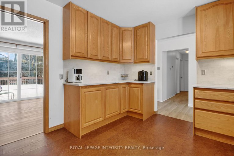 29434003/6054-fernbank-road/stittsville-south/ottawa/ontario/K2S1B6_11