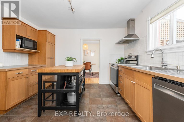 29307640/524-wolffdale-crescent/overbrookcastle-heights/ottawa/ontario/K1K1N5_14