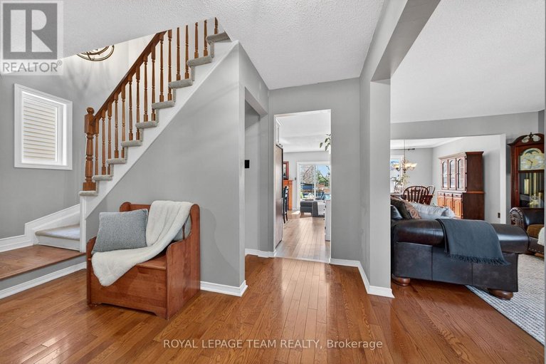 29629629/151-equestrian-drive/bridlewood/ottawa/ontario/K2M2C1_6