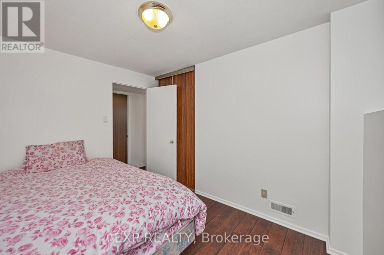 28992851/266-woodfield-drive/tanglewood/ottawa/ontario/K2G3W9_29