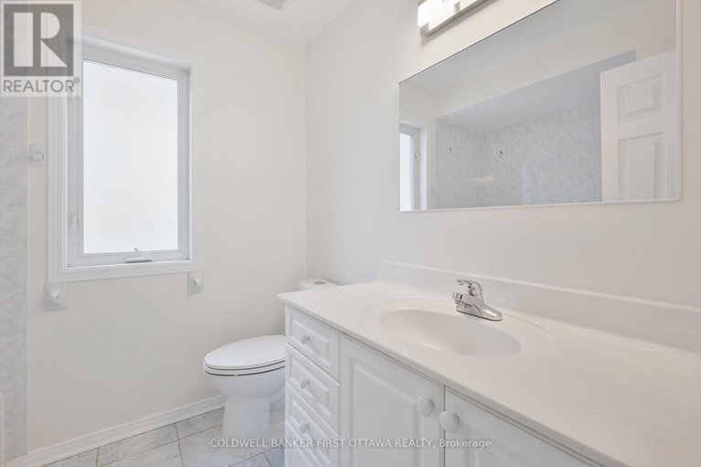 28482188/107-columbia-avenue/hunt-club/ottawa/ontario/K1V1Z3_36