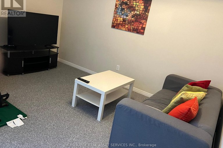 29406144/1493-lynx-crescent/fallingbrookpineridge/ottawa/ontario/K4A3Y9_26