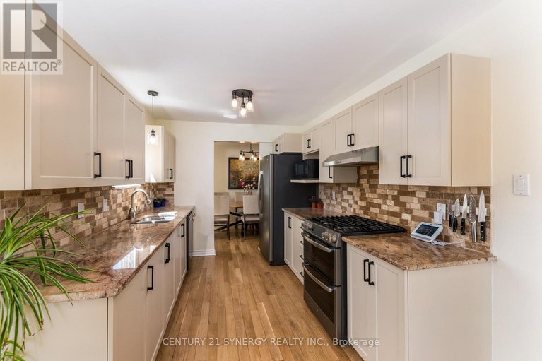 28744684/249-markland-crescent-e/barrhaven-east/ottawa/ontario/K2G6A7_13