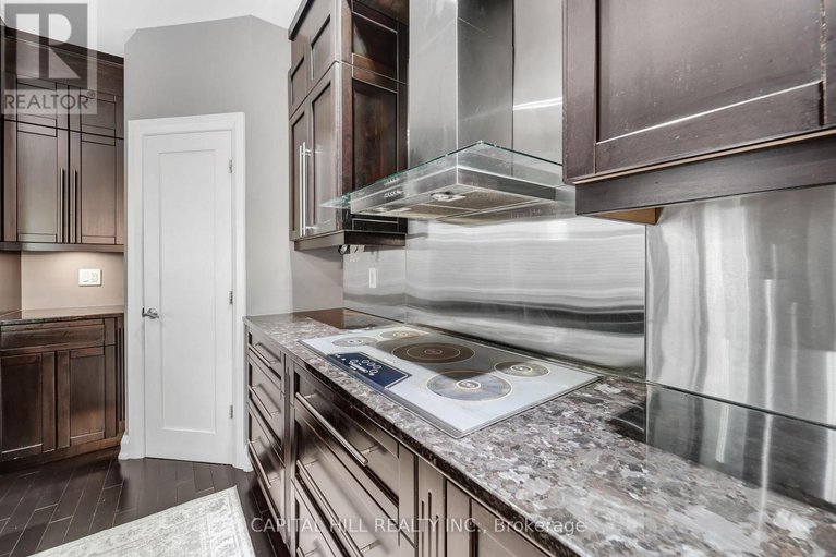 28598588/71-eleanor-drive/city-viewskylinefisher-heightsparkwood-hills/ottawa/ontario/K2E6A1_25