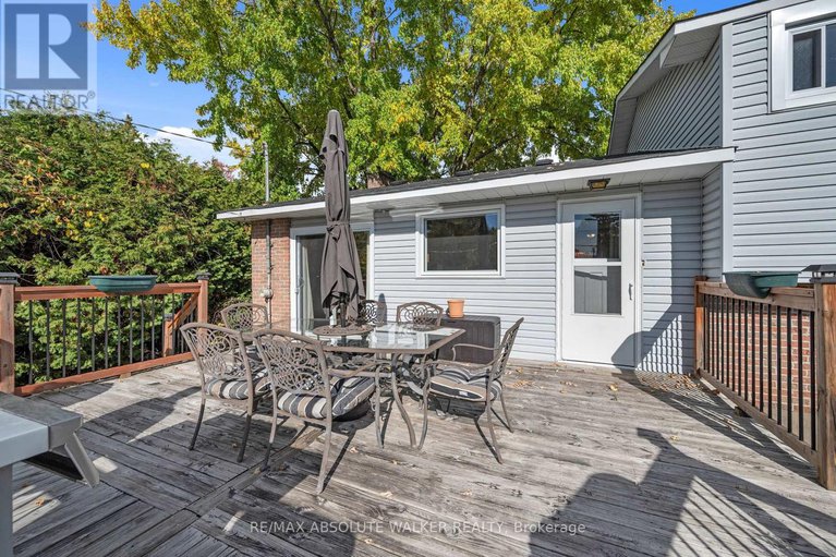 29001391/5298-hillcrest-drive/manotick-long-island-nicholls-island/ottawa/ontario/K4M1E6_29