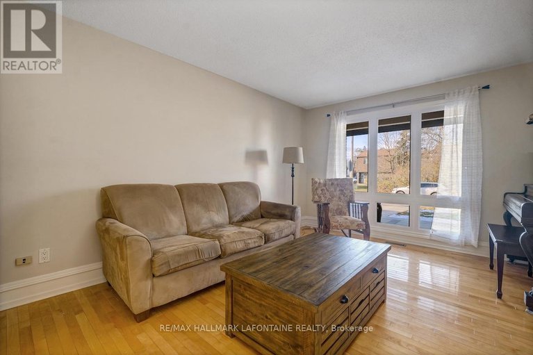 29125136/3365-daoust-avenue/sawmill-creektimbermill/ottawa/ontario/K1T1P3_5