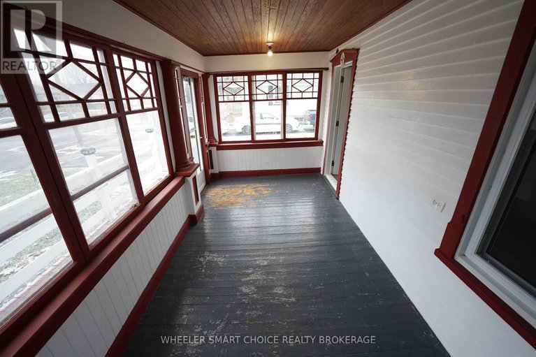 29131494/7-adam-dixon-avenue/long-sault/south-stormont/ontario/K0C1P0_32