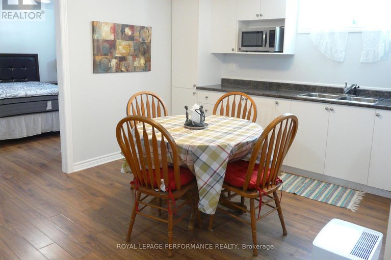 28795359/1225-campeau-crescent/town-of-rockland/clarence-rockland/ontario/K4K1B6_14