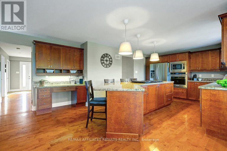 28318962/117-scottwood-grove/dunrobin-shores/ottawa/ontario/K0A1T0_16