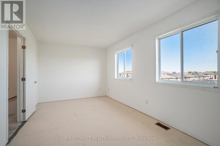 28841581/15-drayton-private/cfb-rockcliffe-and-area/ottawa/ontario/K1K4R1_12