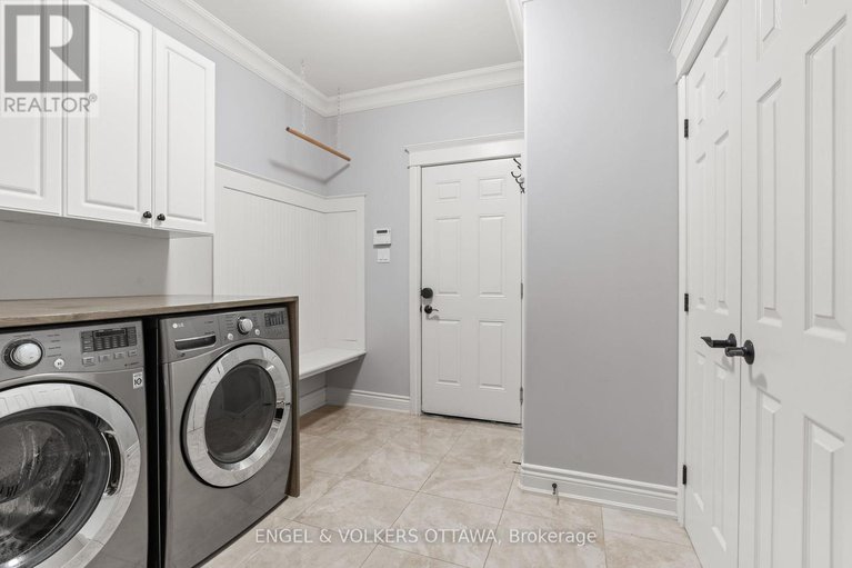 28168398/6808-suncrest-drive/greely/ottawa/ontario/K4P0B2_16