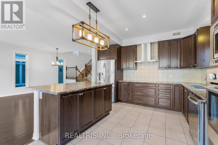 29374146/471-creekview-way/blossom-parkkemp-parkfindlay-creek/ottawa/ontario/K1T0J4_12