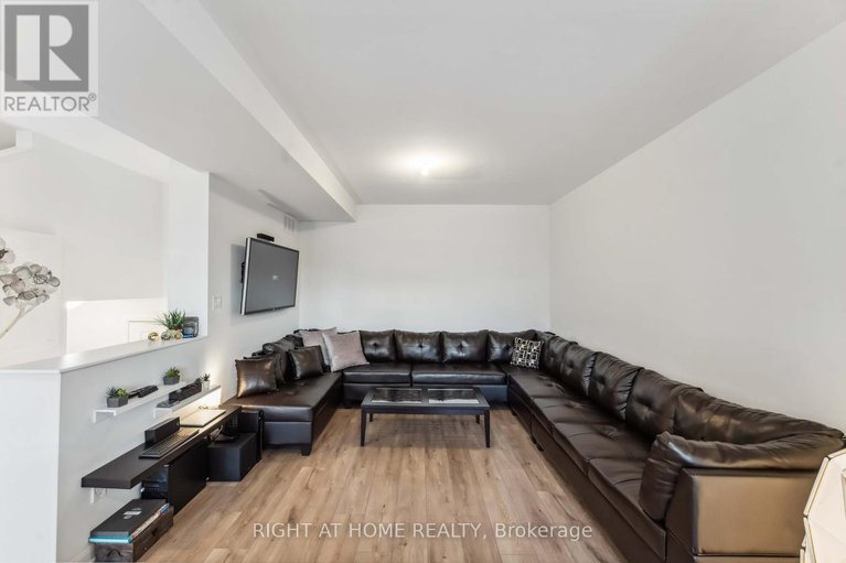 28854197/167-attwell-private/morgans-grantsouth-march/ottawa/ontario/K2K0P6_4