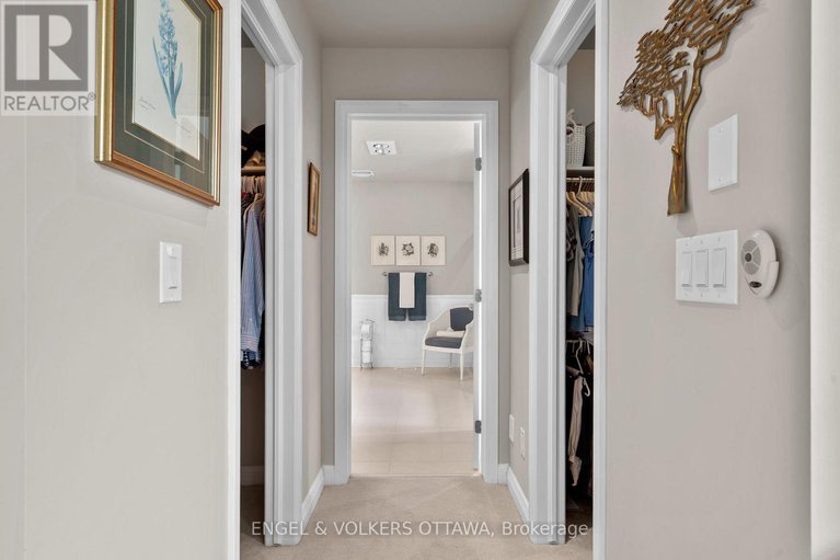 28925746/27-esquimault-avenue/bruce-farmgraham-parkqualicumbellands/ottawa/ontario/K2H6Z4_26