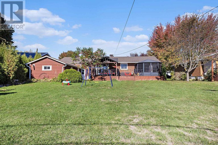 28983039/70-st-lawrence-street/ingleside/south-stormont/ontario/K0C1M0_30