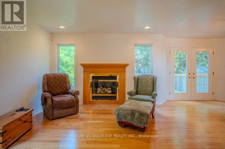 28617120/681-aquaview-drive/avalon-east/ottawa/ontario/K4A4W5_19
