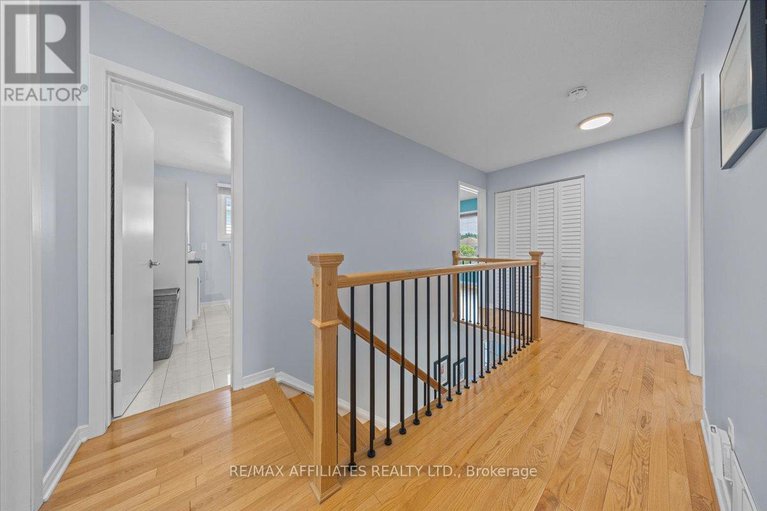 28820212/605-falwyn-crescent/fallingbrookridgemount/ottawa/ontario/K4A2B4_26