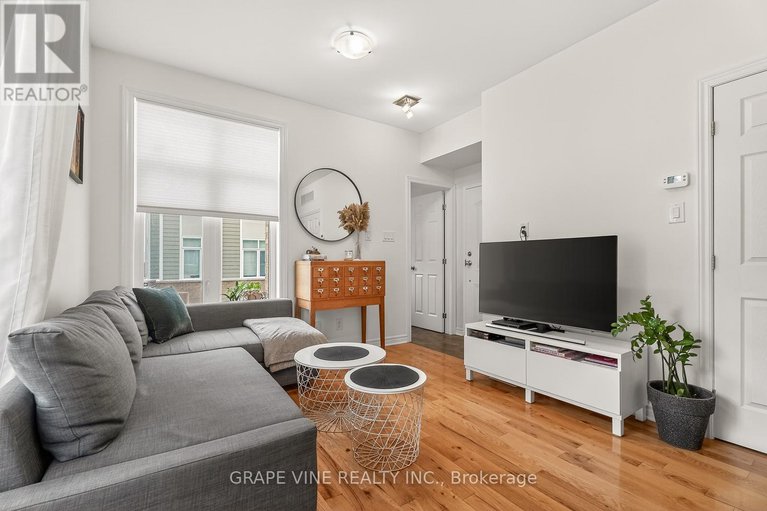 29185742/d-310-everest-private/elmvale-acres/ottawa/ontario/K1G4E3_9