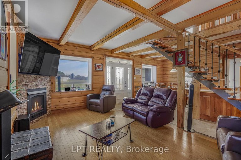 29649778/1290-tannery-road-w/north-glengarry-lochiel-twp/north-glengarry/ontario/K0B1E0_17