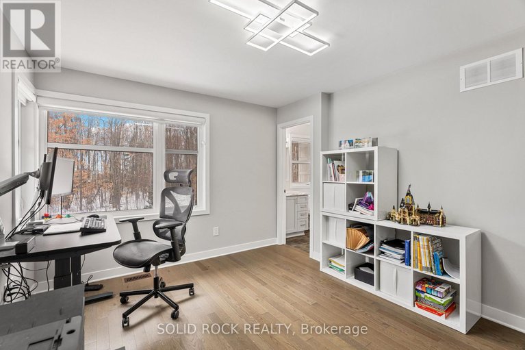 29234213/242-shinleaf-crescent/mer-bleuebradley-estatesanderson-park/ottawa/ontario/K1W0J2_26