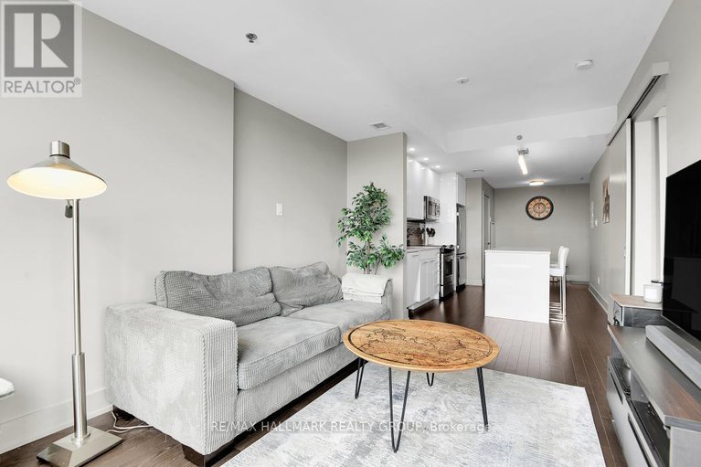 28488360/804-108-richmond-road/westborohampton-park/ottawa/ontario/K1Z0B3_16