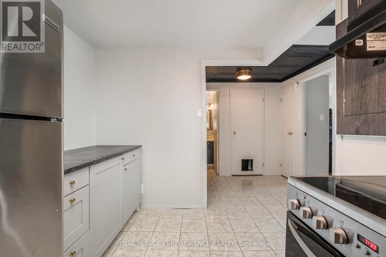 28505785/1806-158a-mcarthur-avenue/vanier/ottawa/ontario/K1L8C9_9