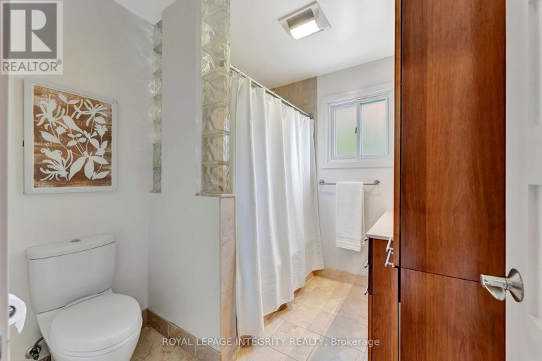 28621220/1150-albany-drive/bel-air-heights/ottawa/ontario/K2C2L3_26