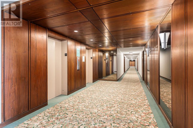 28919458/1110-2951-riverside-drive/mooneys-bayriverside-park/ottawa/ontario/K1V8W6_6