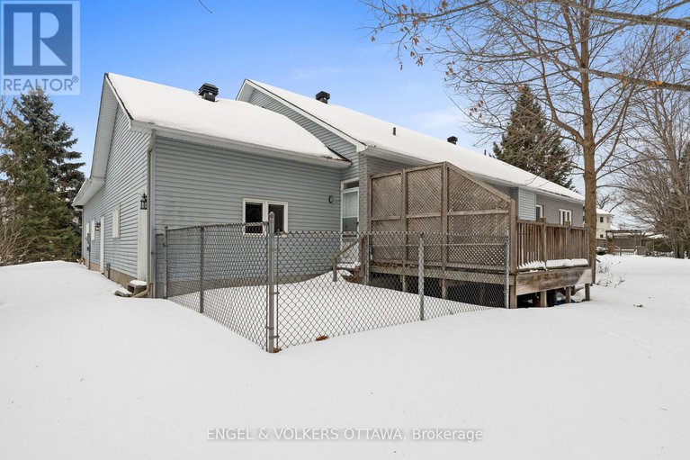 29389734/1609-ashley-cardill-lane/greely/ottawa/ontario/K4P1M7_39