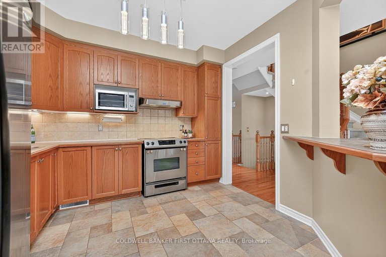 29580873/102-windance-crescent/morgans-grantsouth-march/ottawa/ontario/K2W0A7_11