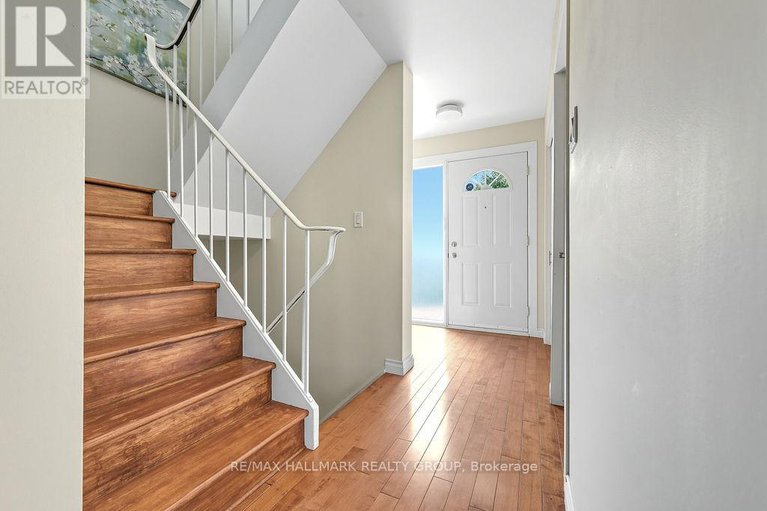 28847637/29d-varley-drive/beaverbrook/ottawa/ontario/K2K1G4_3